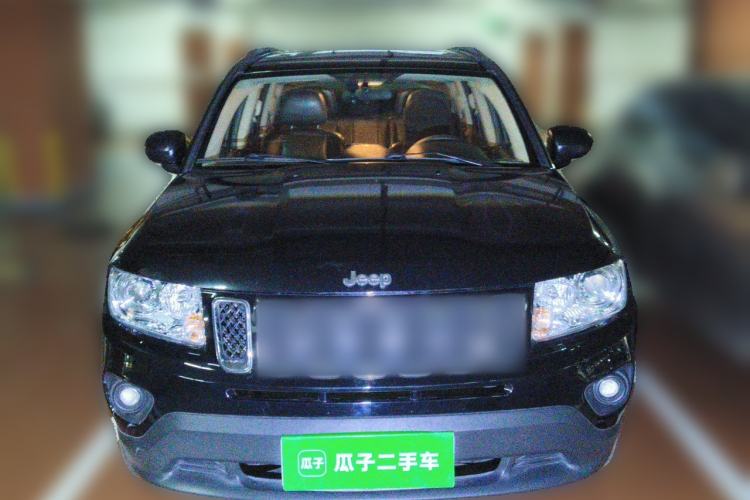 Used Jeep Compass 2013 2.4L four-wheel drive luxury version Front