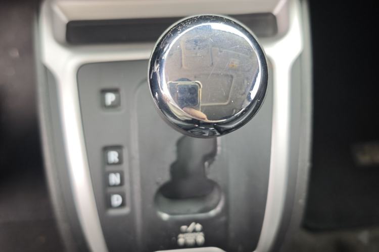 Used Jeep Compass 2013 2.4L Four-wheel Drive Black Edition with Navigation Gear Lever
