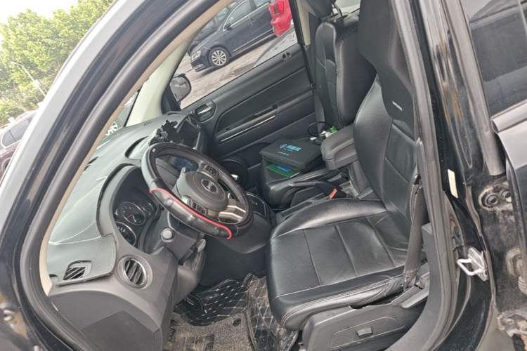 Used Jeep Compass 2013 2.4L four-wheel drive urban version Left Front Seat