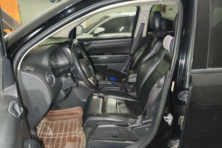 Used Jeep Compass 2013 2.0L two-wheel drive luxury version Left Front Seat