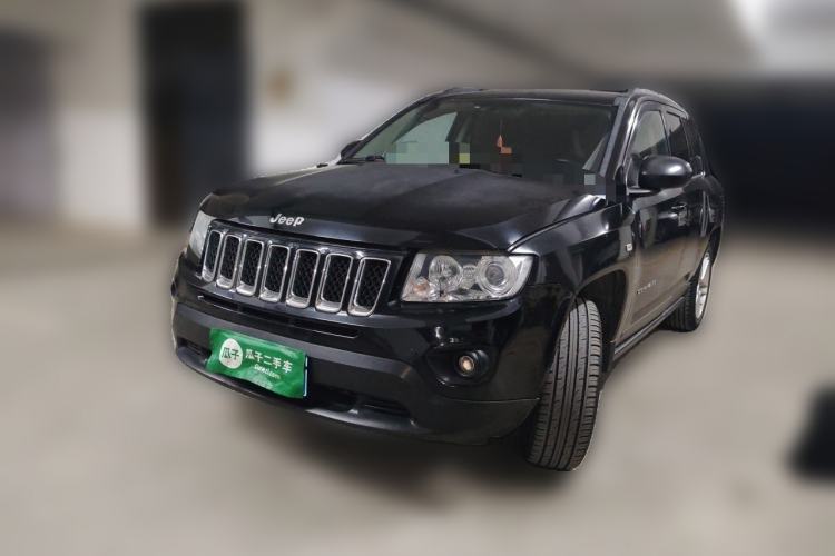 Used Jeep Compass 2013 2.0L two-wheel drive luxury version Guazi used car, China used car export, Used car for sale, Used  cars, Cheapest cars for sale