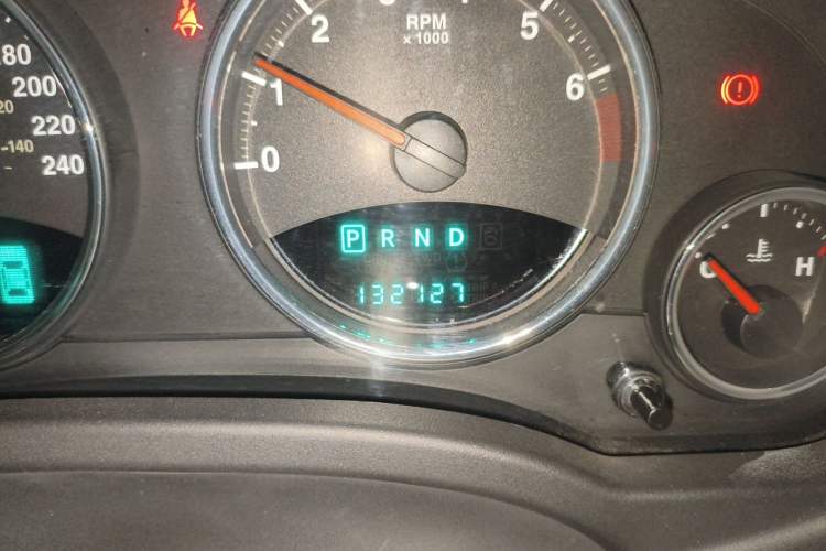 Used Jeep Compass 2013 2.0L two-wheel drive luxury version Odometer Close Up