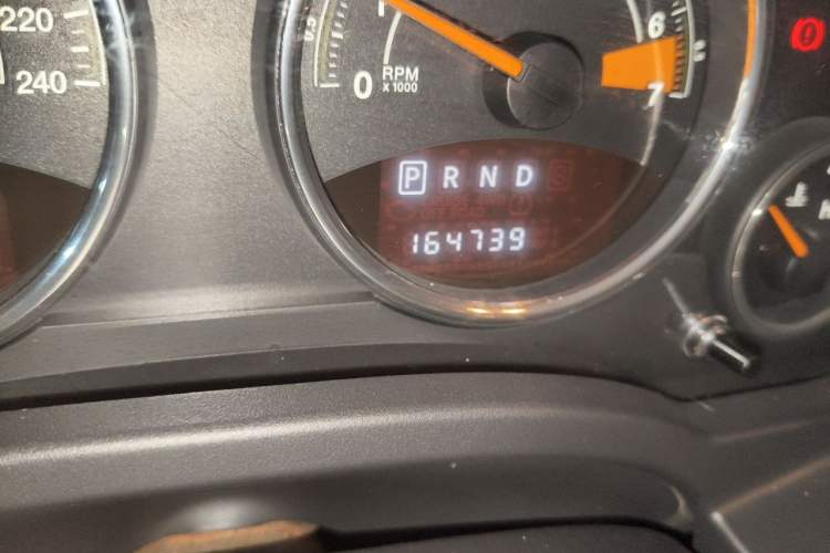 Used Jeep Compass 2013 2.4L four-wheel drive urban version Odometer Close Up