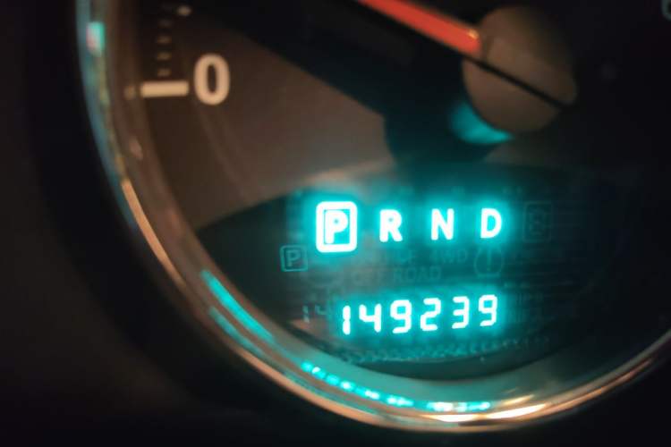 Used Jeep Compass 2013 2.0L two-wheel drive luxury version Odometer Close Up