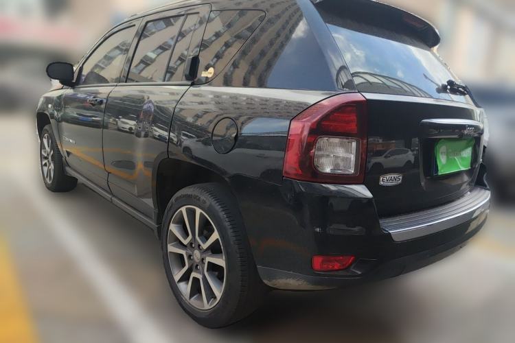 Used Jeep Compass 2013 2.4L four-wheel drive urban version Rear Left 45 Deg