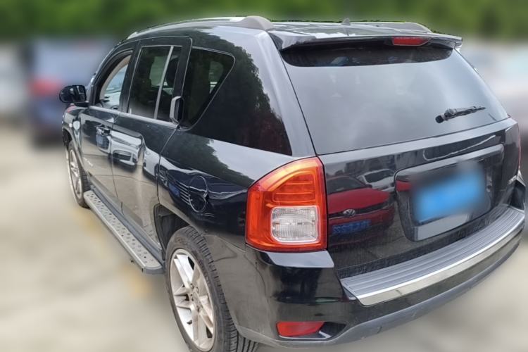 Used Jeep Compass 2013 2.4L four-wheel drive urban version Rear Left 45 Deg