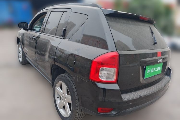 Used Jeep Compass 2013 2.0L two-wheel drive luxury version Rear Left 45 Deg