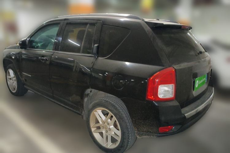 Used Jeep Compass 2013 2.0L two-wheel drive luxury version Rear Left 45 Deg