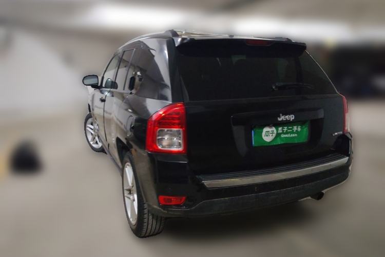 Used Jeep Compass 2013 2.0L two-wheel drive luxury version Rear Left 45 Deg