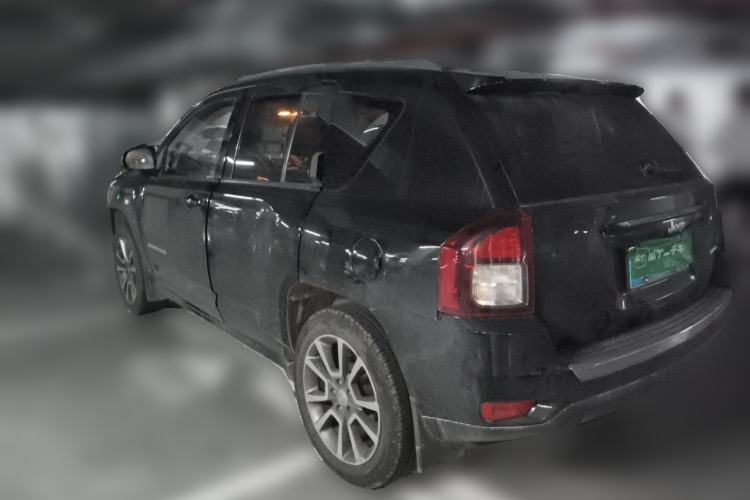 Used Jeep Compass 2013 2.4L four-wheel drive urban version Rear Left 45 Deg