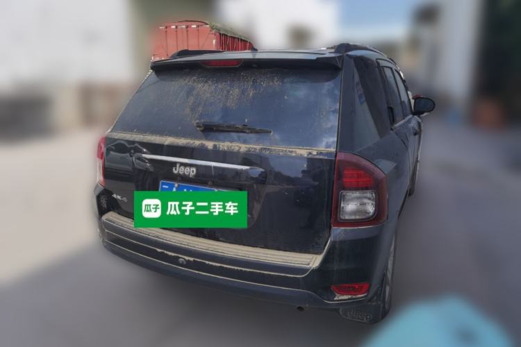 Used Jeep Compass 2013 2.0L two-wheel drive sport version Rear Right 45 Deg