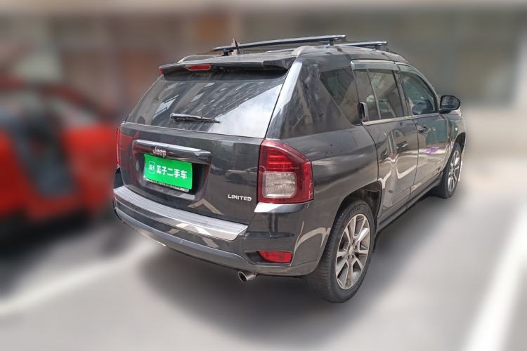 Used Jeep Compass 2013 2.4L four-wheel drive urban version Rear Right 45 Deg