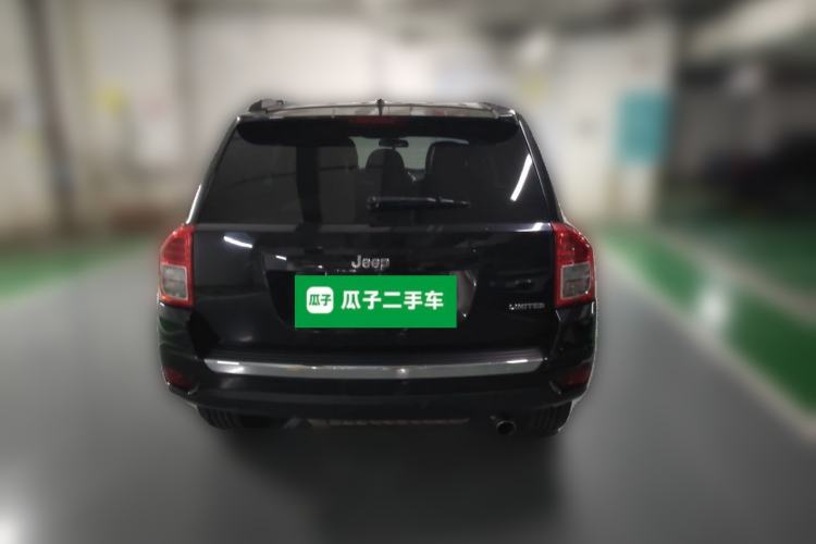 Used Jeep Compass 2013 2.0L two-wheel drive luxury version Rear