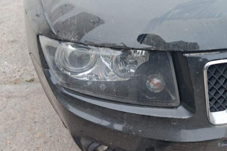 Used Jeep Compass 2013 2.0L two-wheel drive luxury version Right Front Headlight