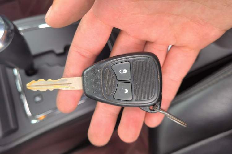 Used Jeep Compass 2013 2.4L Four-wheel Drive Black Edition with Navigation Vehicle Key