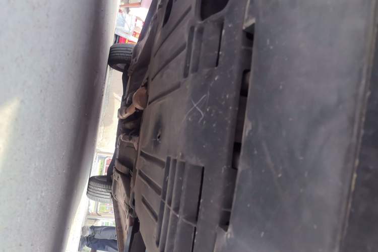 Used Jeep Compass 2013 2.4L four-wheel drive urban version Chassis Front