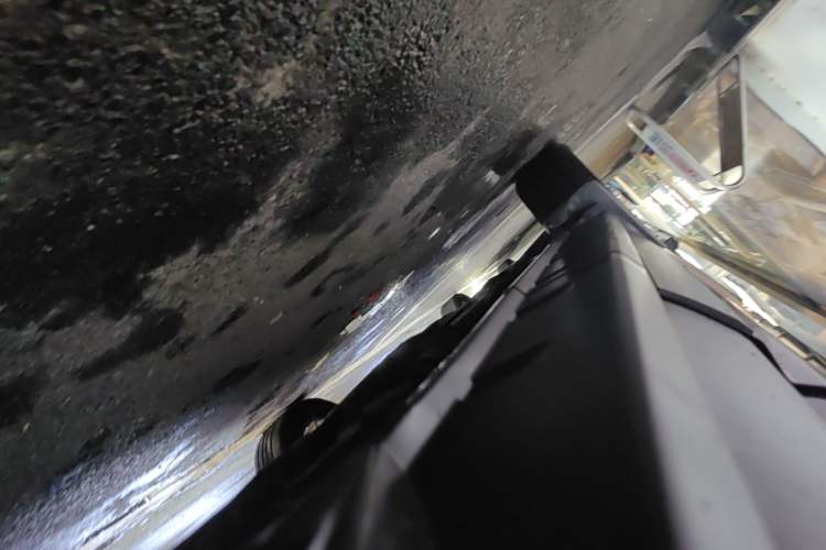 Used Jeep Compass 2013 2.0L two-wheel drive sport version Chassis Rear Left