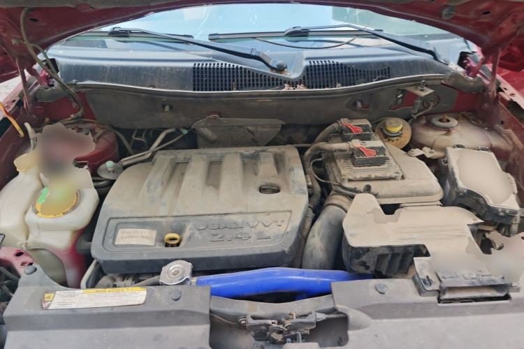 Used Jeep Compass 2013 2.4L four-wheel-drive sport version Engine Bay