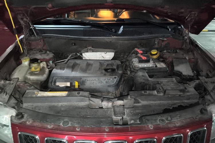 Used Jeep Compass 2013 2.4L four-wheel drive luxury version Engine Bay
