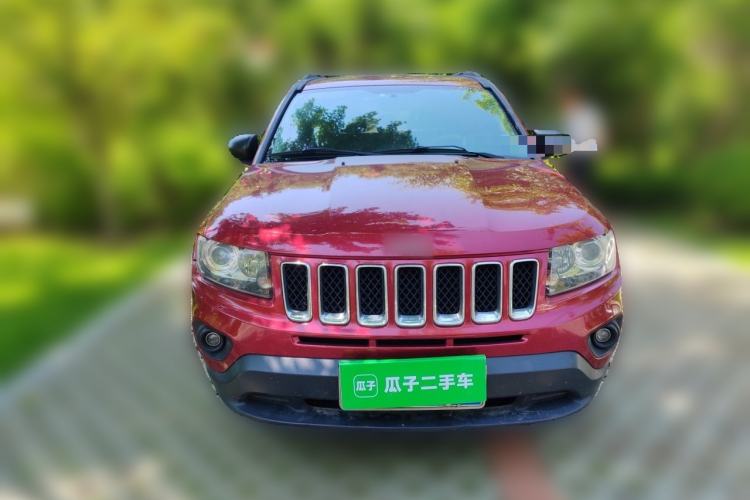 Used Jeep Compass 2013 2.4L four-wheel-drive sport version Front