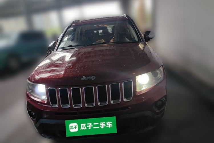 Used Jeep Compass 2013 2.0L two-wheel drive sport version Front