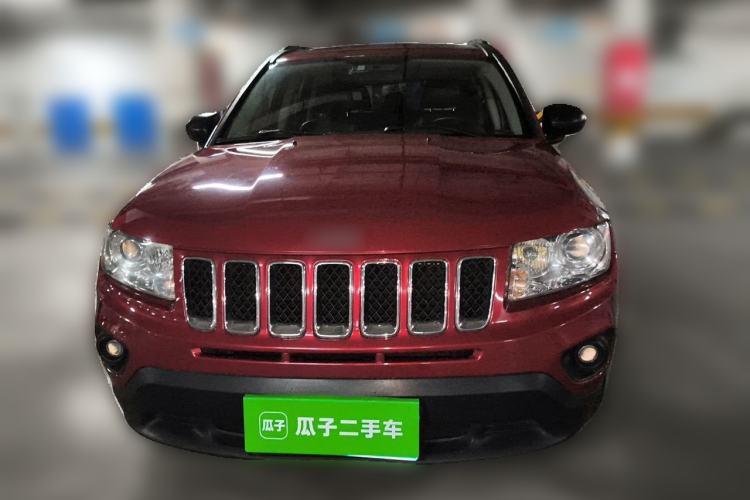 Used Jeep Compass 2013 2.4L four-wheel drive luxury version Front
