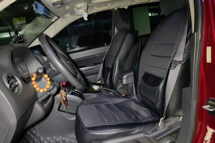 Used Jeep Compass 2013 2.4L four-wheel-drive sport version Left Front Seat