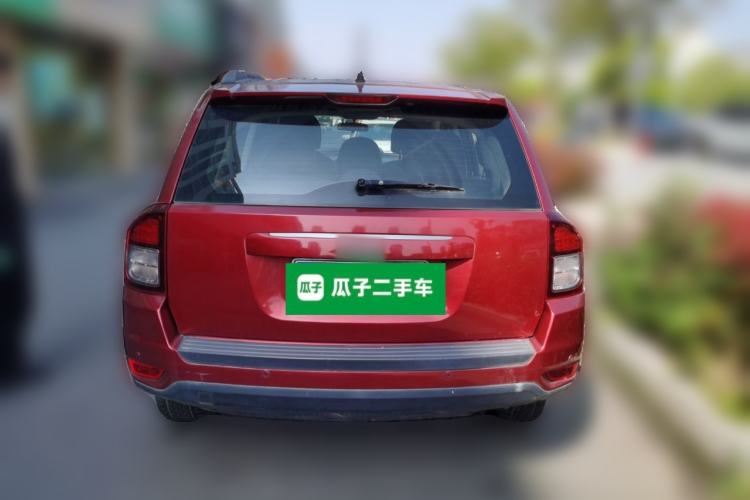 Used Jeep Compass 2013 2.0L two-wheel drive sport version Rear