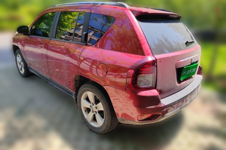 Used Jeep Compass 2013 2.4L four-wheel-drive sport version Rear Left 45 Deg