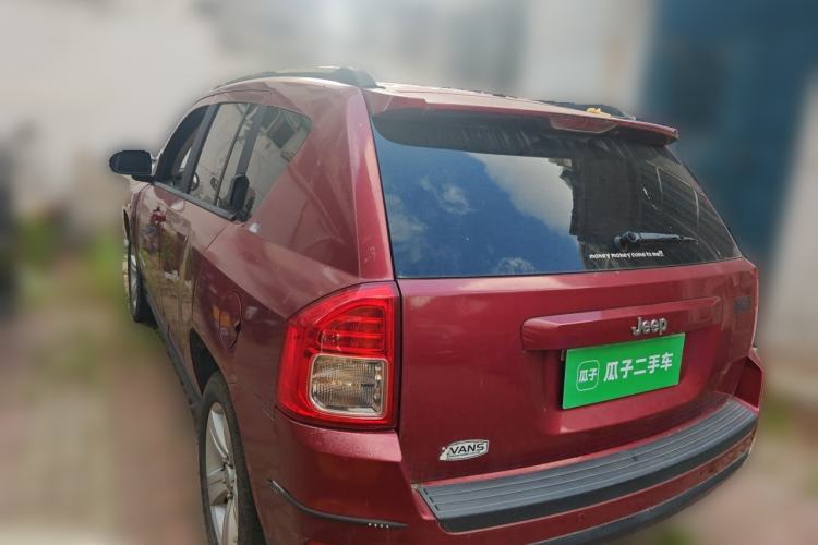 Used Jeep Compass 2013 2.4L four-wheel-drive sport version Rear Left 45 Deg