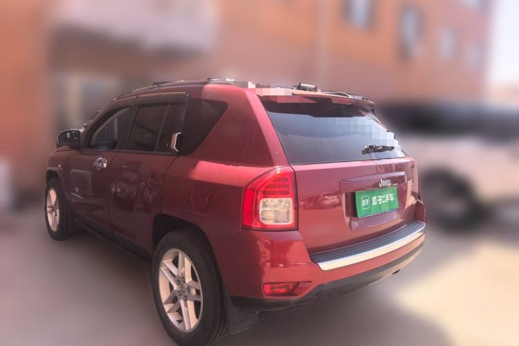 Used Jeep Compass 2013 2.4L four-wheel drive luxury version Rear Left 45 Deg