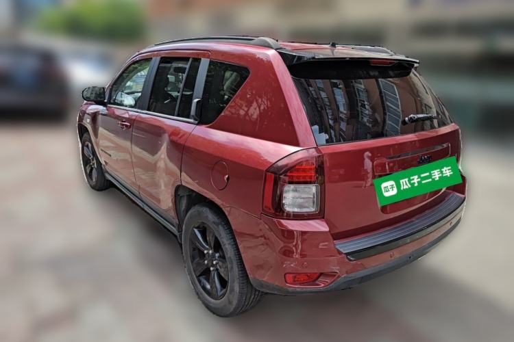 Used Jeep Compass 2013 2.4L four-wheel-drive sport version Rear Left 45 Deg