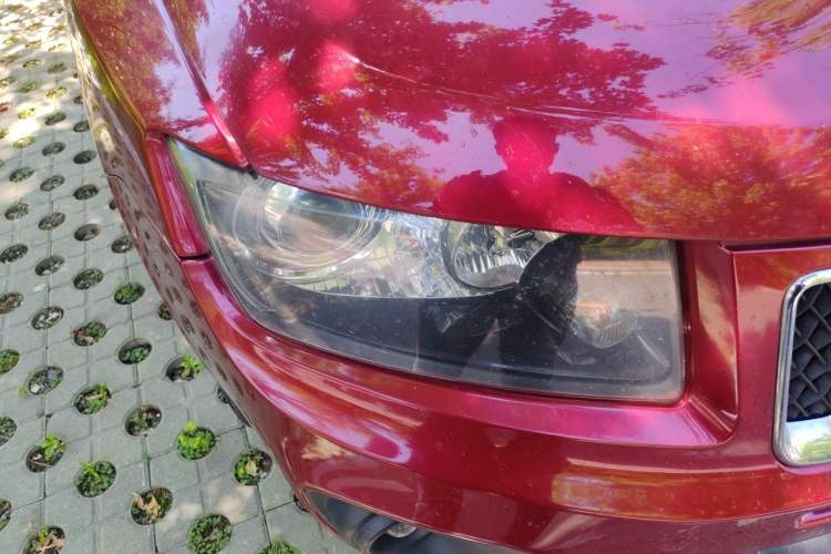 Used Jeep Compass 2013 2.4L four-wheel-drive sport version Right Front Headlight