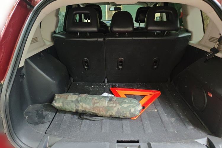Used Jeep Compass 2013 2.0L Two-Wheel Drive Black Luxury Edition Trunk