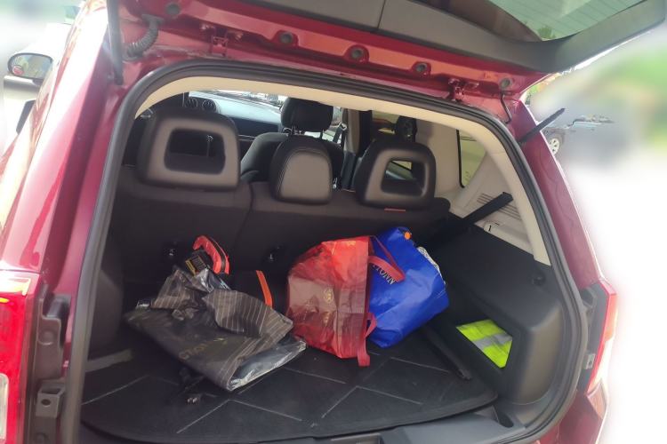 Used Jeep Compass 2013 2.4L four-wheel drive urban version Trunk