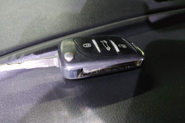 Used Jeep Compass 2013 2.4L Four-wheel Drive Black Edition with Navigation Vehicle Key