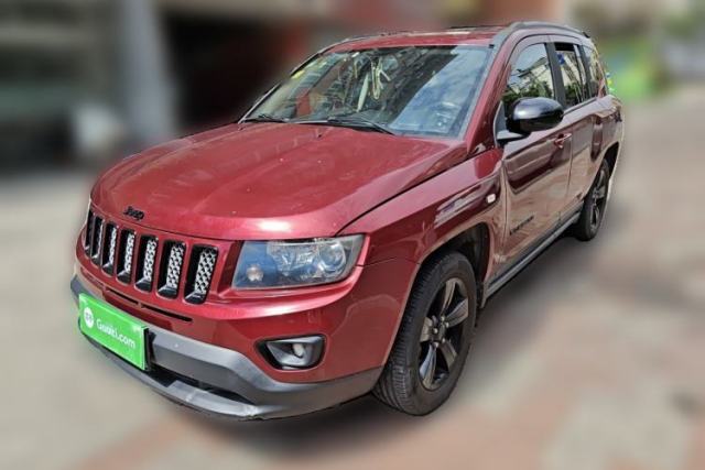 Used Jeep Compass 2013 2.4L four-wheel-drive sport version