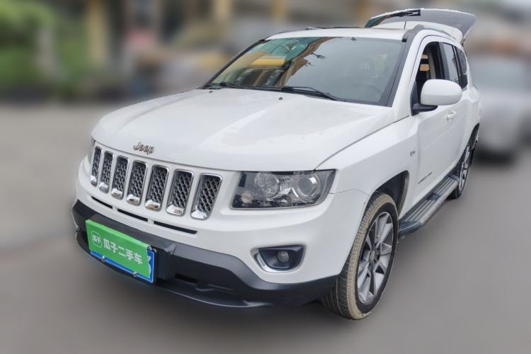 Used Jeep Compass 2013 2.4L four-wheel drive luxury version Guazi used car, China used car export, Used car for sale, Used cars, Cheapest cars for sale