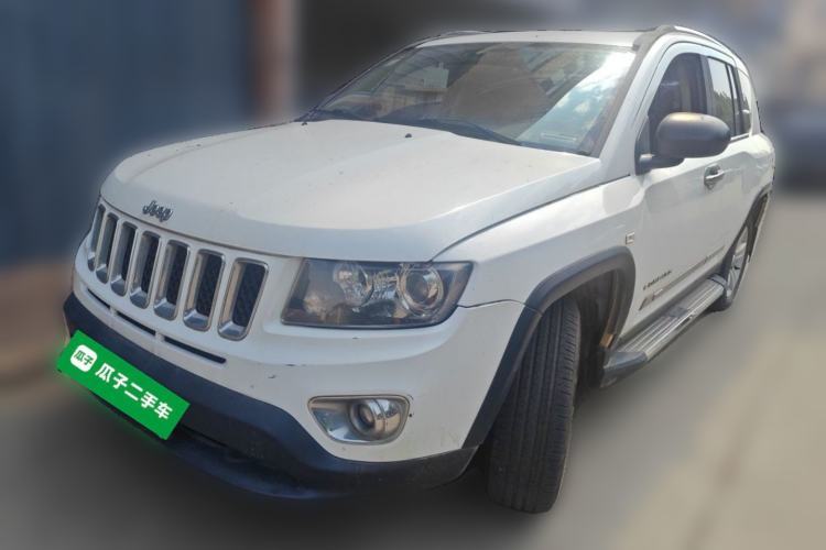 Used Jeep Compass 2013 2.0L two-wheel drive sport version Guazi used car, China used car export, Used car for sale, Used Jeep cars, Cheapest cars for sale