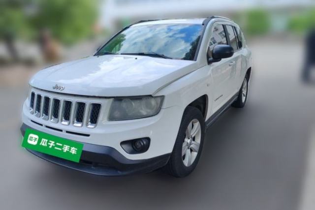Used Jeep Compass 2013 2.4L four-wheel-drive sport version