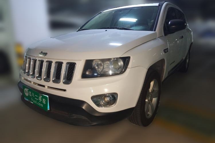 Used Jeep Compass 2013 2.0L two-wheel drive sport version Guazi used car, China used car export, Used car for sale, Used cars, Cheapest cars for sale