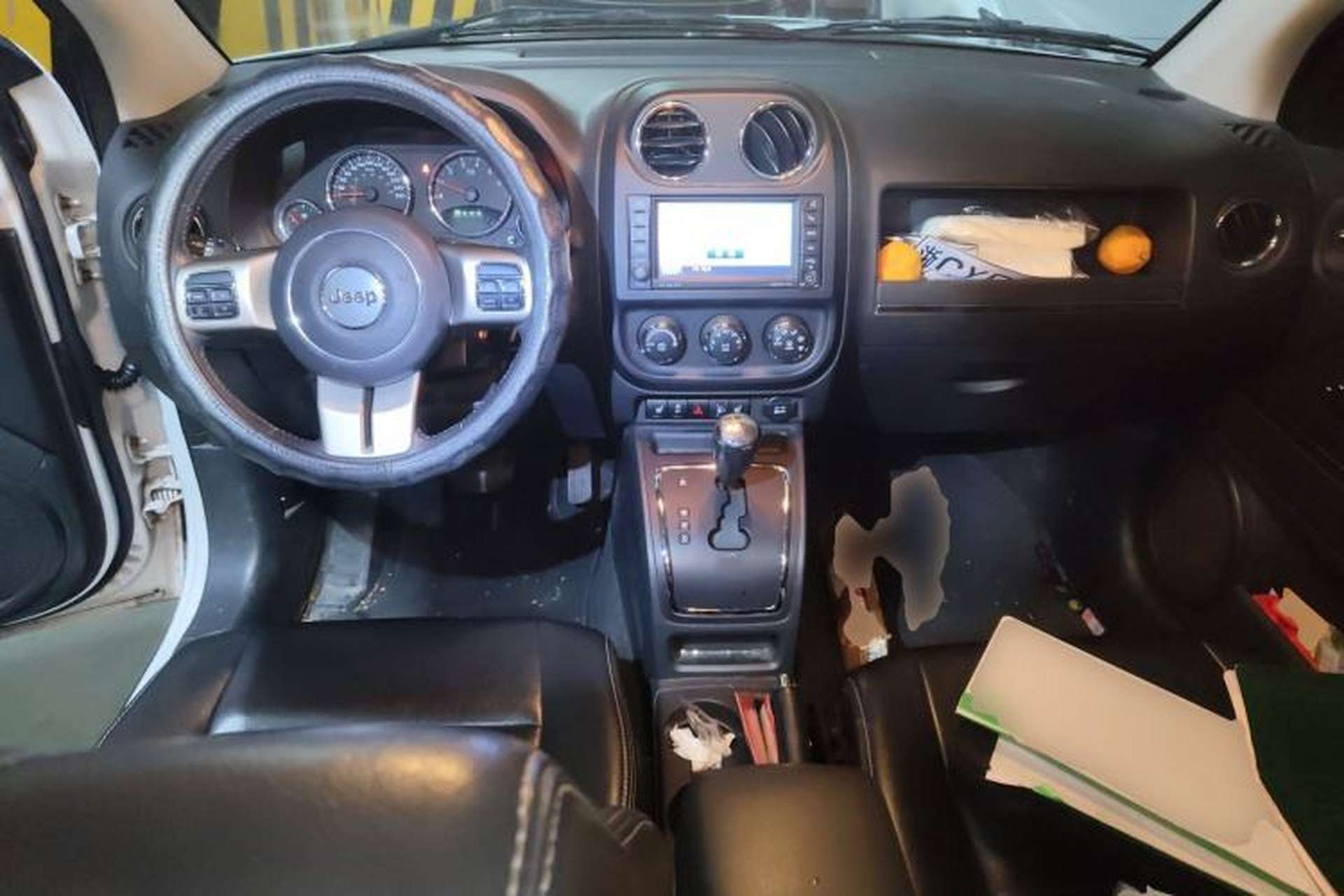 Used Jeep Compass 2013 2.4L Four-wheel Drive Black Edition with Navigation Center Console