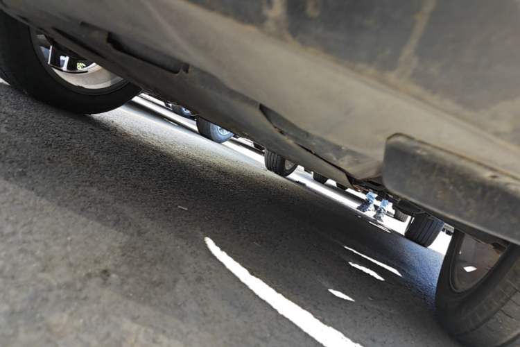 Used Jeep Compass 2013 2.4L four-wheel drive urban version Chassis Front