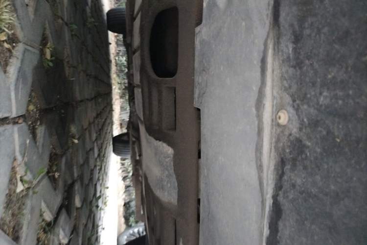 Used Jeep Compass 2013 2.4L four-wheel-drive sport version Chassis Front