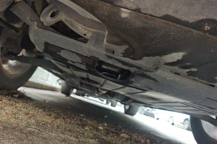 Used Jeep Compass 2013 2.4L four-wheel-drive sport version Chassis Front