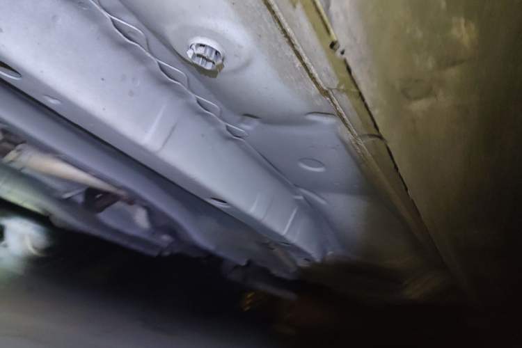Used Jeep Compass 2013 2.0L two-wheel drive luxury version Chassis Front Left