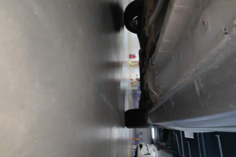 Used Jeep Compass 2013 2.4L four-wheel drive luxury version Chassis Front Left