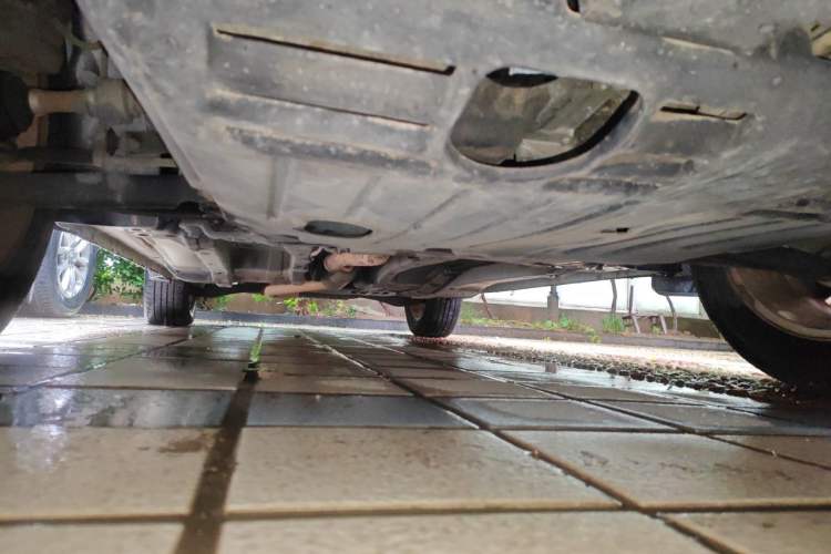 Used Jeep Compass 2013 2.0L two-wheel drive sport version Chassis Front