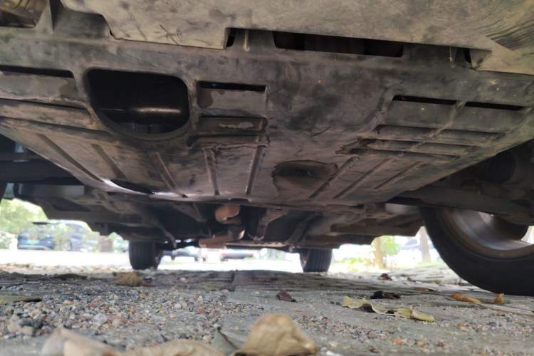Used Jeep Compass 2013 2.0L two-wheel drive sport version Chassis Front
