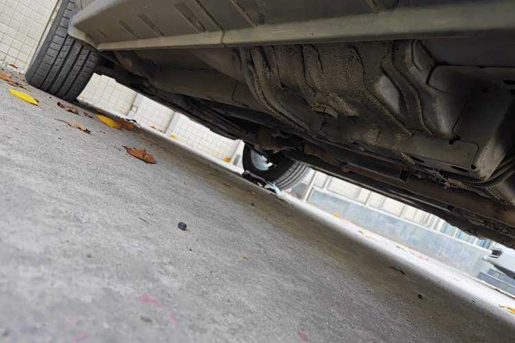 Used Jeep Compass 2013 2.4L four-wheel drive urban version Chassis Rear Left